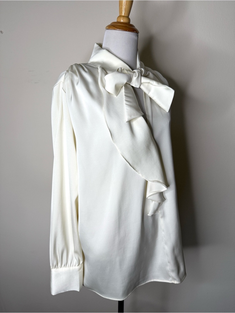 Zara Ivory Satin Ruffle Blouse with Neck Tie - Picture 3 of 6